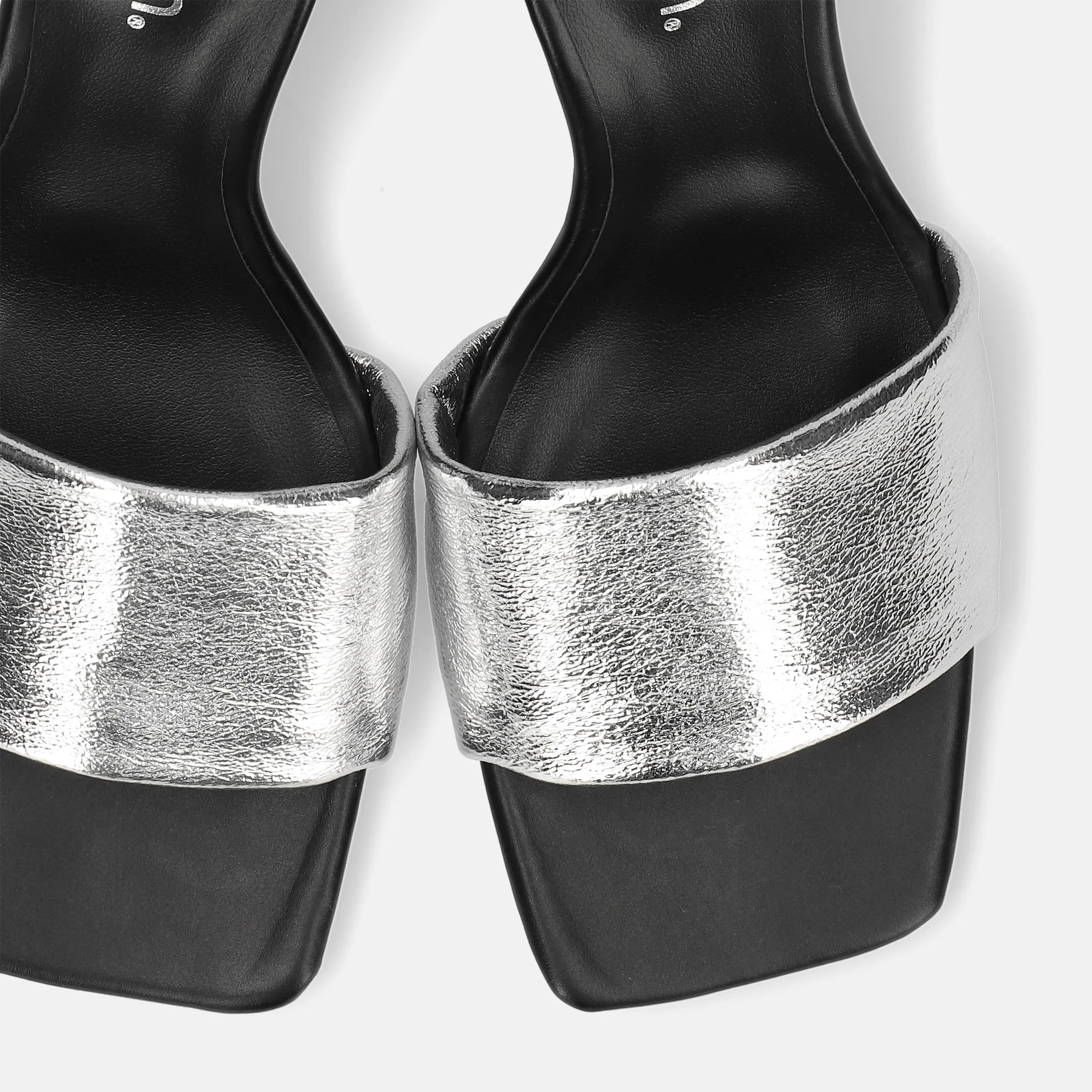 15%OFF: 2024SS: Wide Square Toe Padded Mule (m65109) Silver