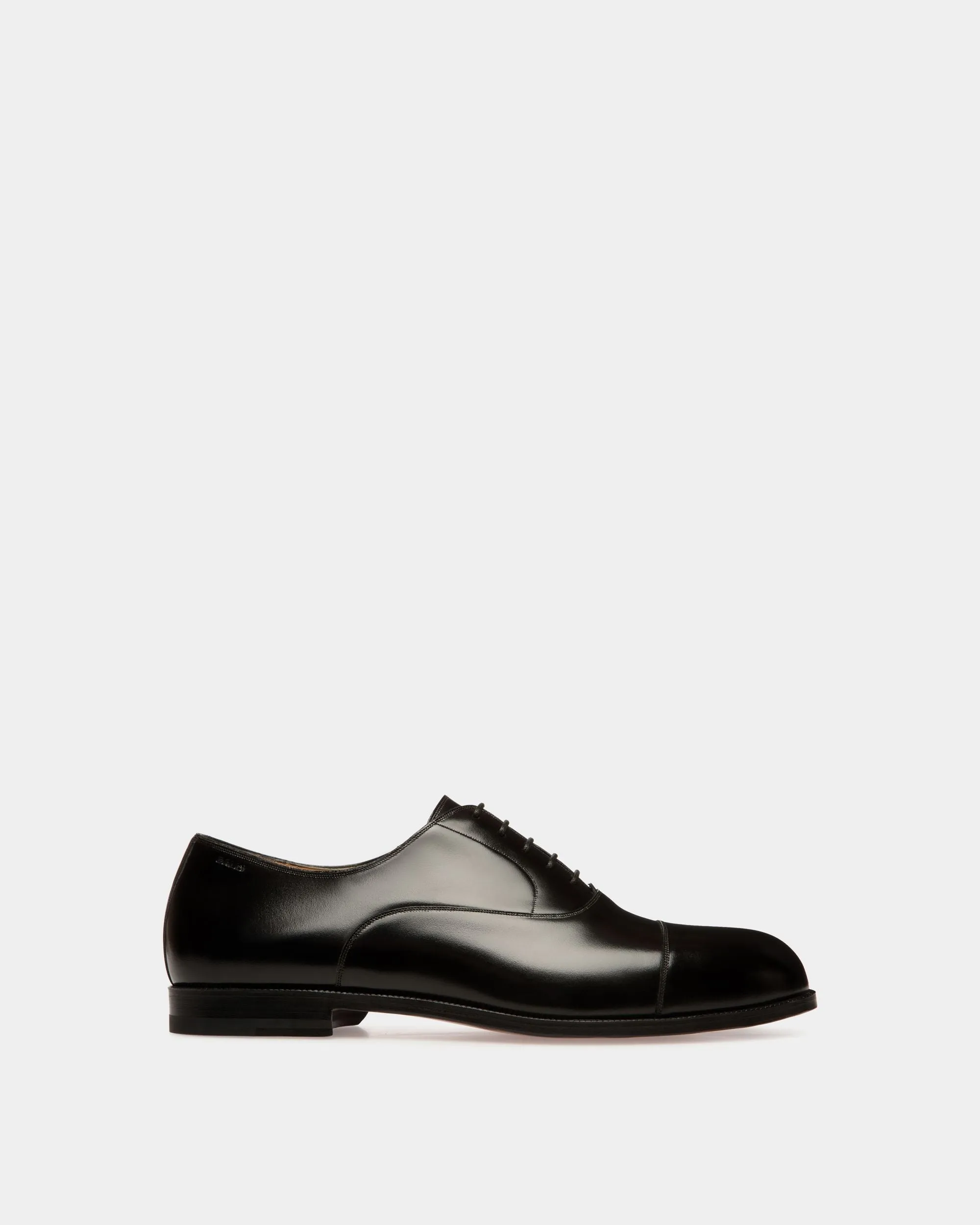 Carl Oxford in Black Leather