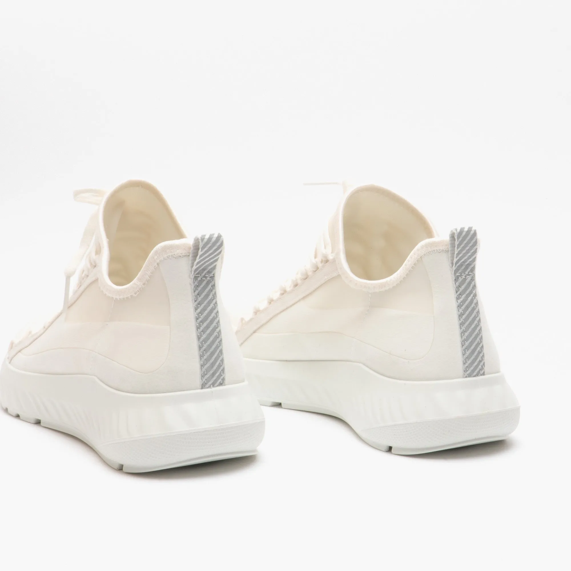ECCO ST1 LITE Womens Breathable Trainers White