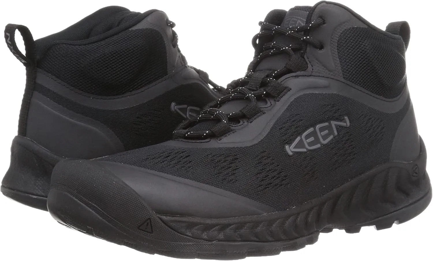 KEEN Men's Nxis Speed Mid Height Vented Hiking Boot