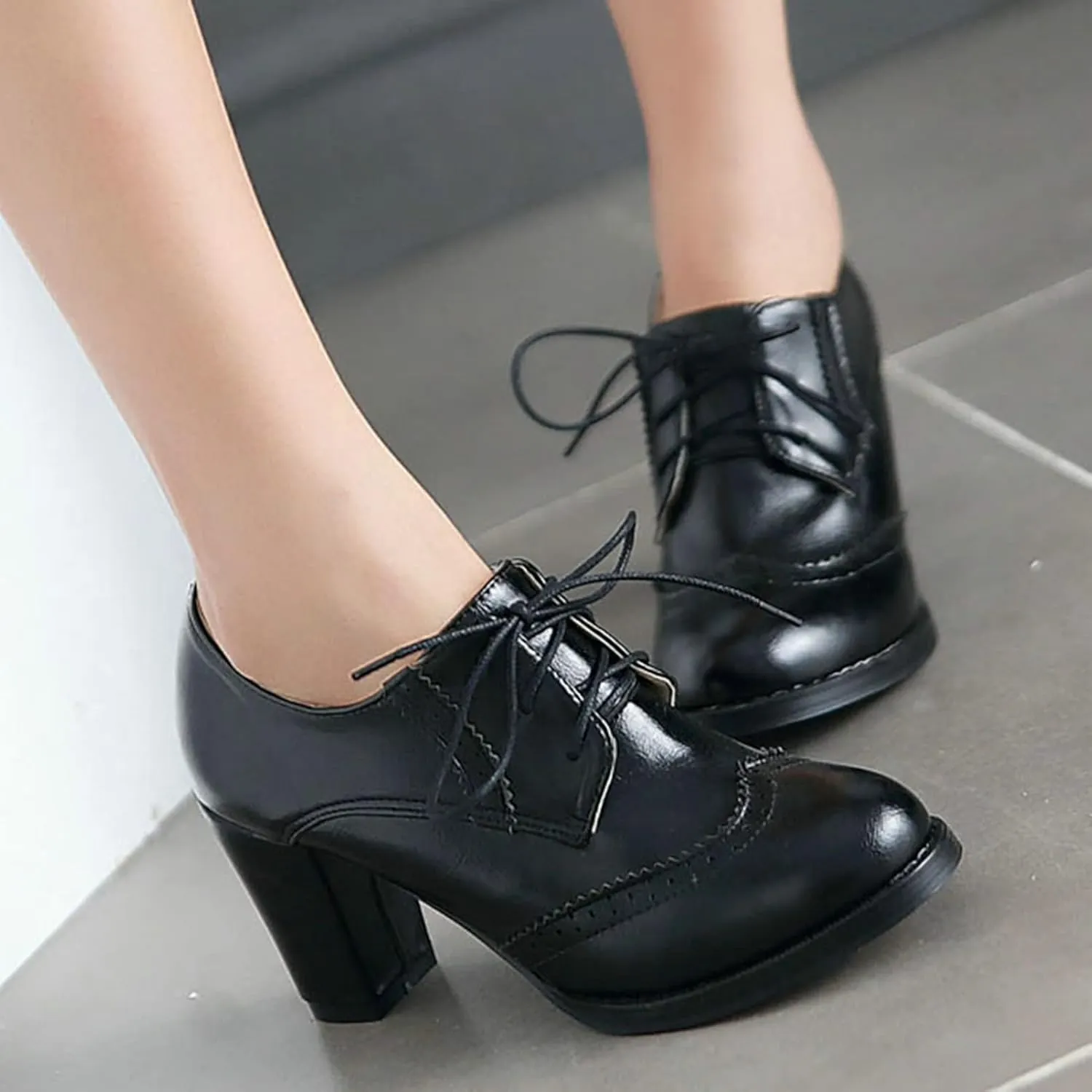 KysBloes Women's Wingtip Oxford Lace Up Shoes Chunky Block Heel Vintage Brogues Classic Closed Toe Saddle Shoes Gift Booties