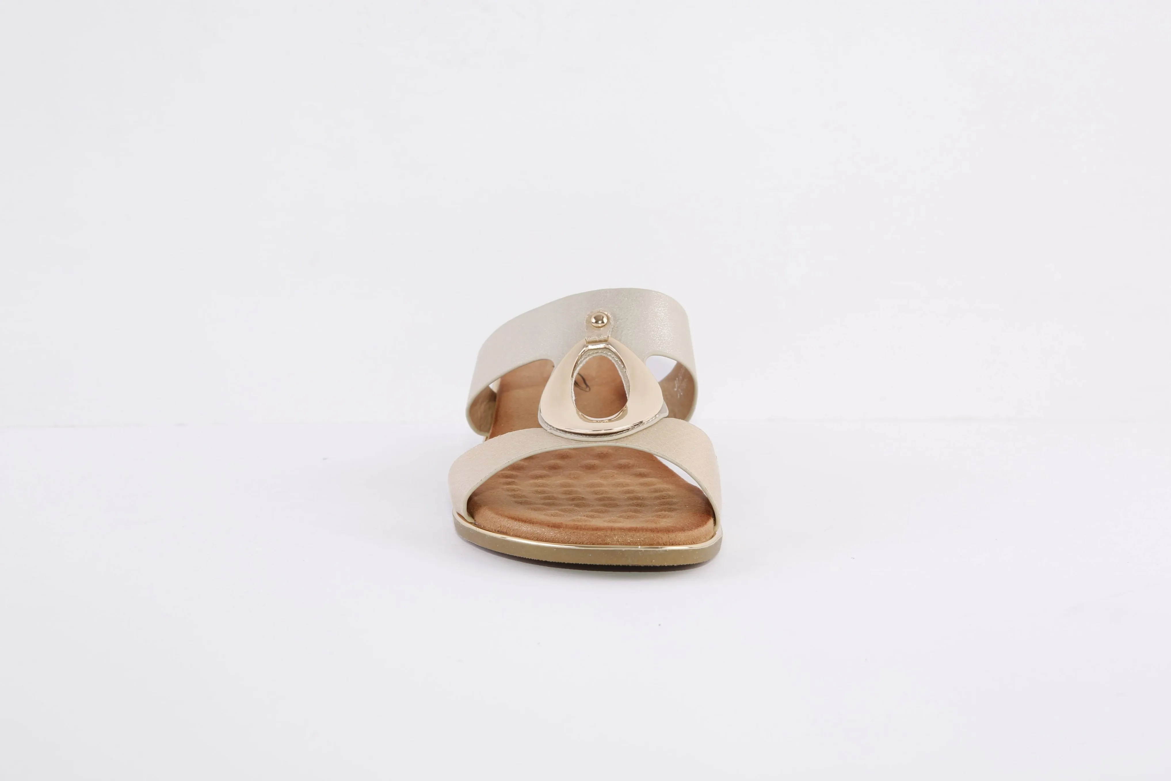 LUNAR - JLH145 PENNITA-LOW WEDGE MULE - GOLD