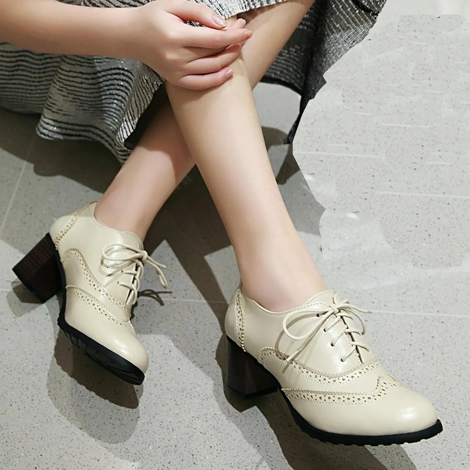 LUXMAX Womens Plaid Lace Up Wingtip Oxfords Brogues Shoes Stacked Block Heel Pumps