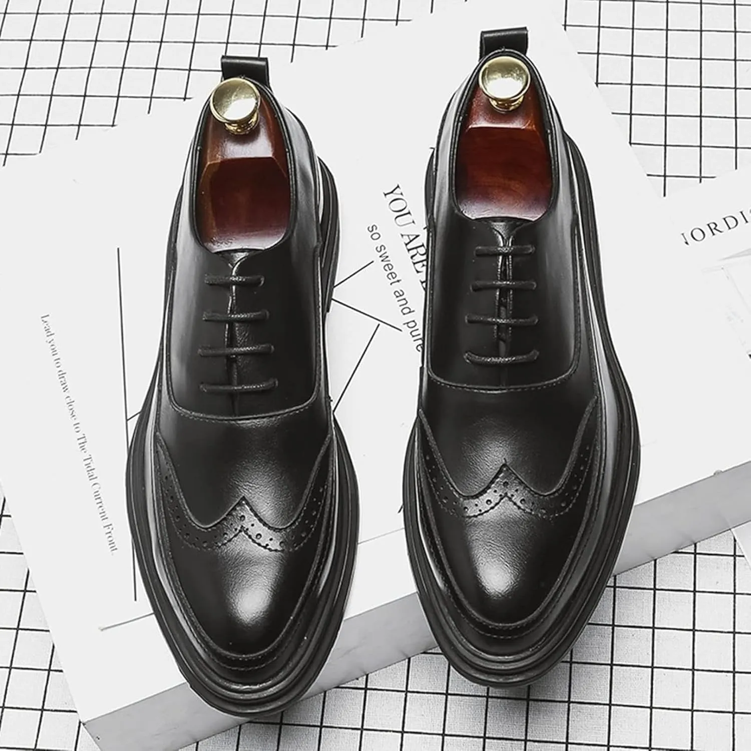 Men's Formal Shoes, Gentlemen's Oxford, Casual Leather Business and Office, Fashionable and Classic, Formal