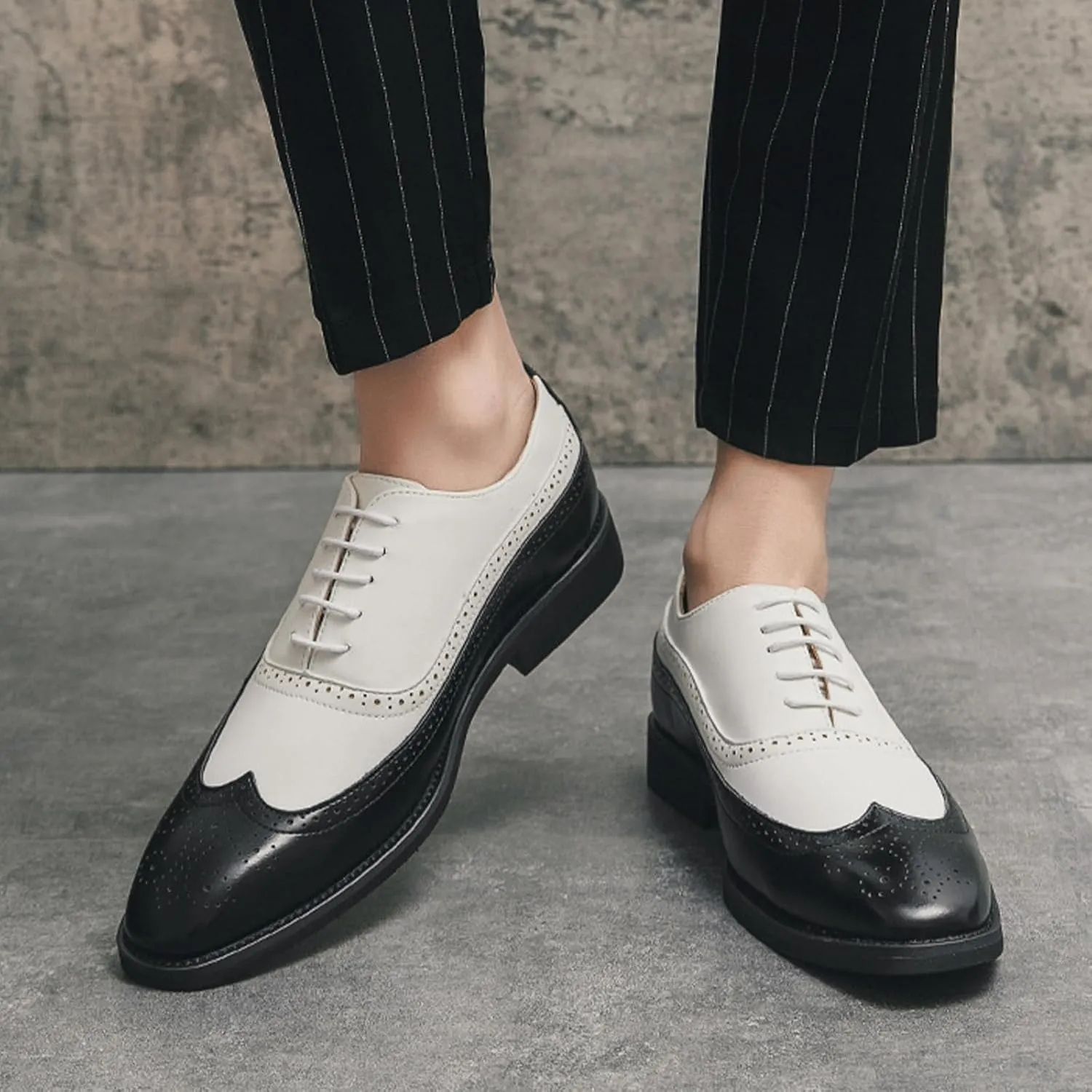 Men's Leather Wingtip Oxfords Dress Shoes, Classic lace-up Two-Tone Brogues Oxford Shoes, Fashionable high-end Formal Business Banquet Oxford Dress Shoes