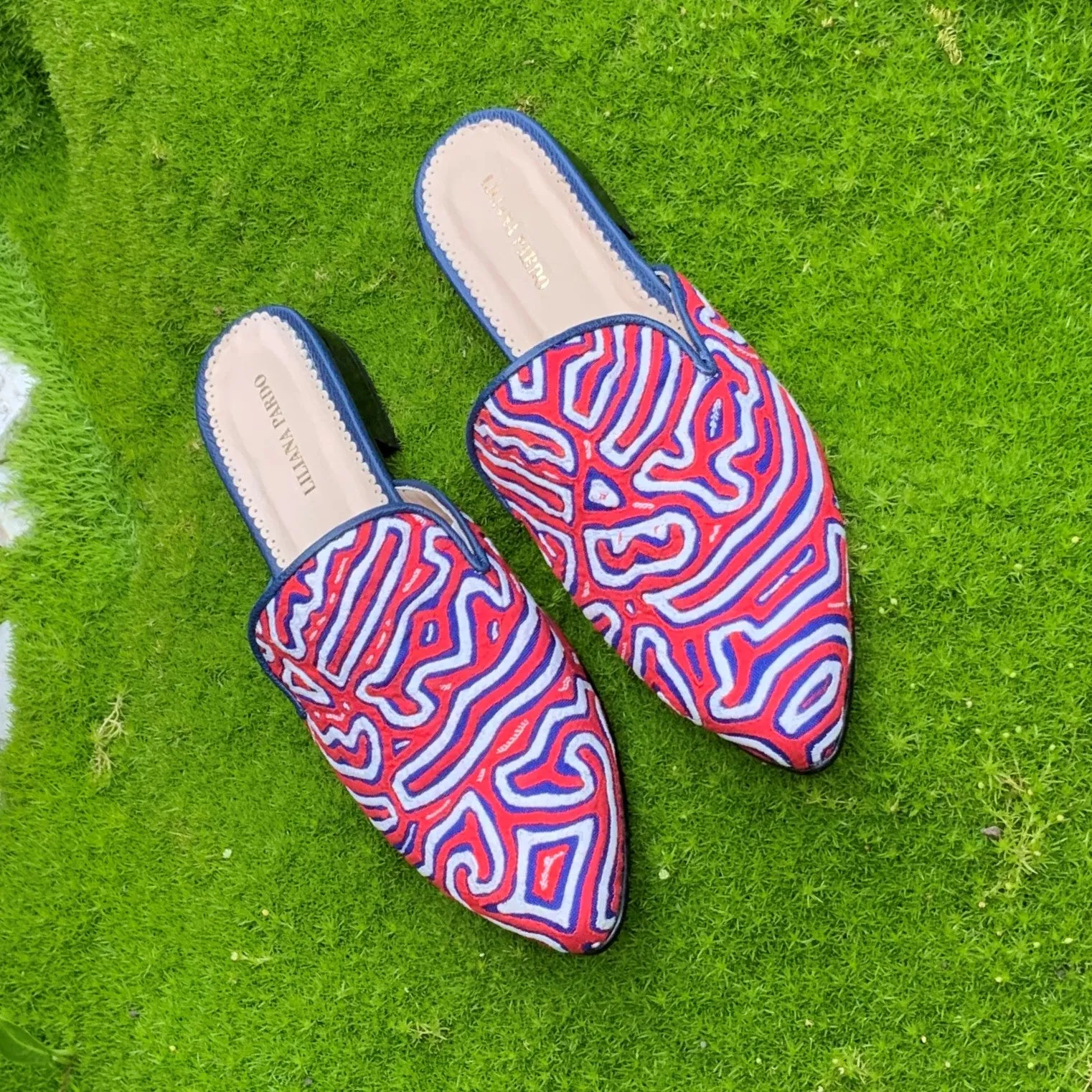 Mola Mules | Festive