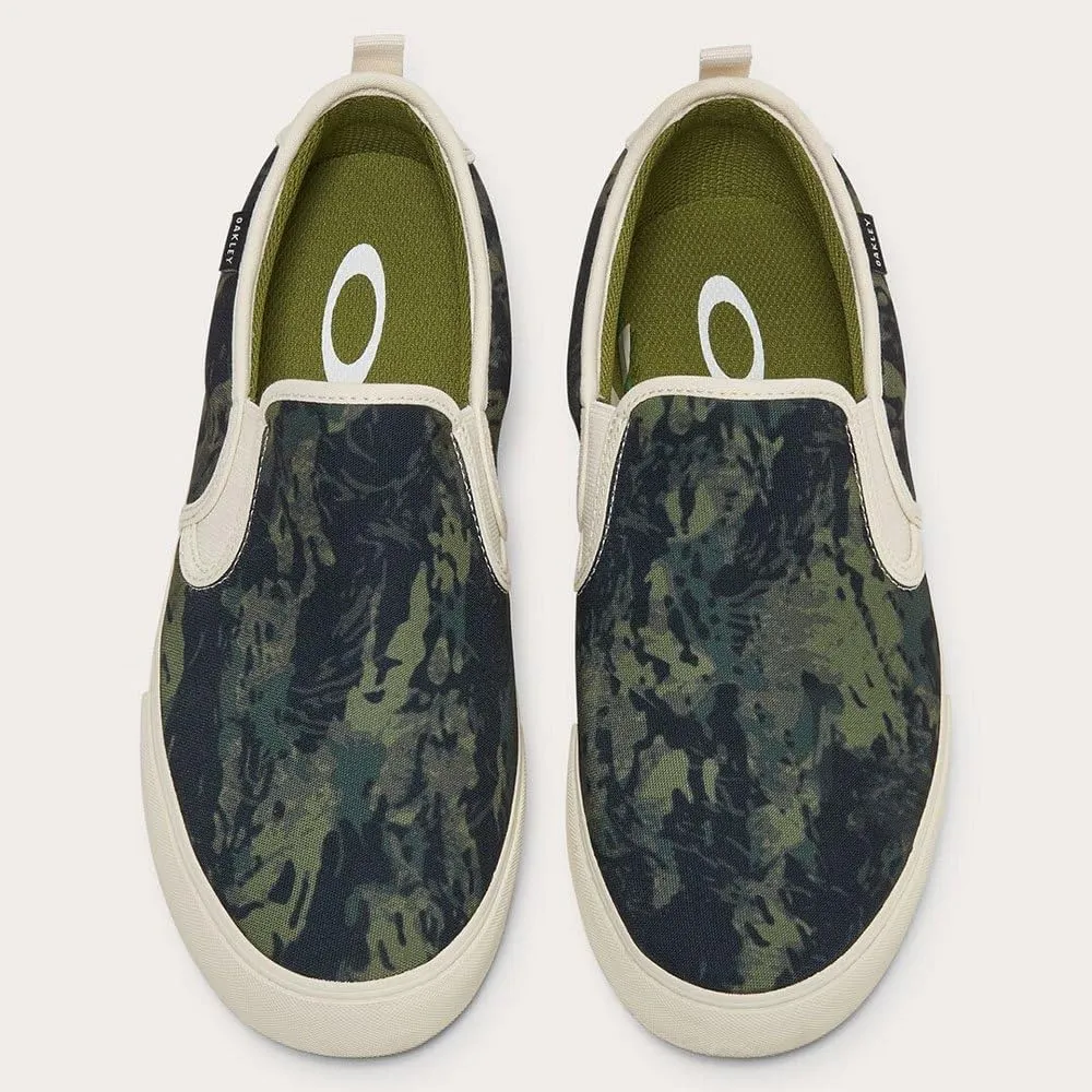 Oakley Men's Banks Slip-on Canvas Sneaker