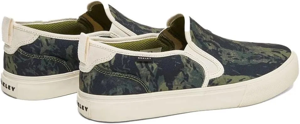 Oakley Men's Banks Slip-on Canvas Sneaker
