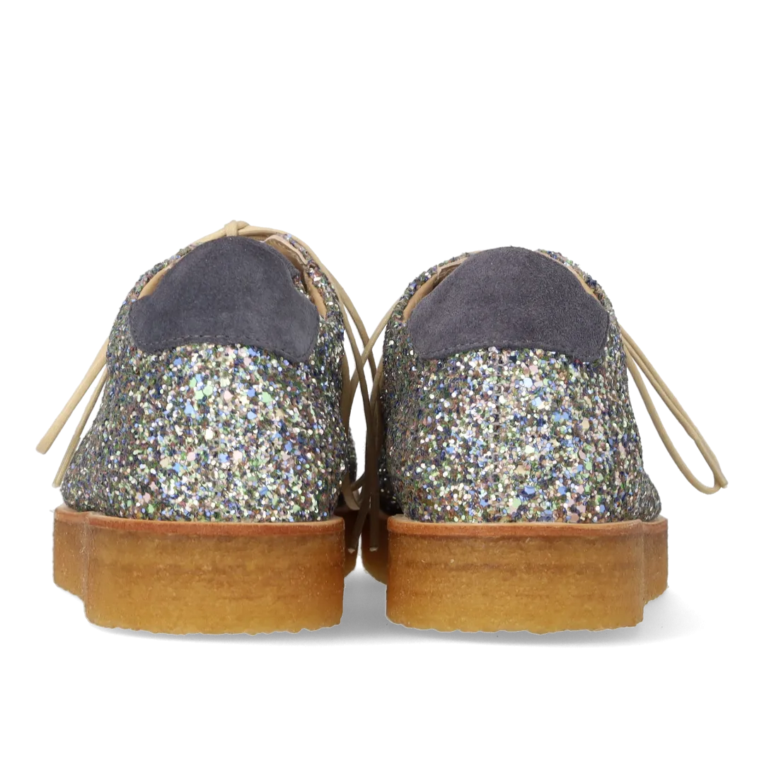 Sneaker mit Glitzer und Plateausohle