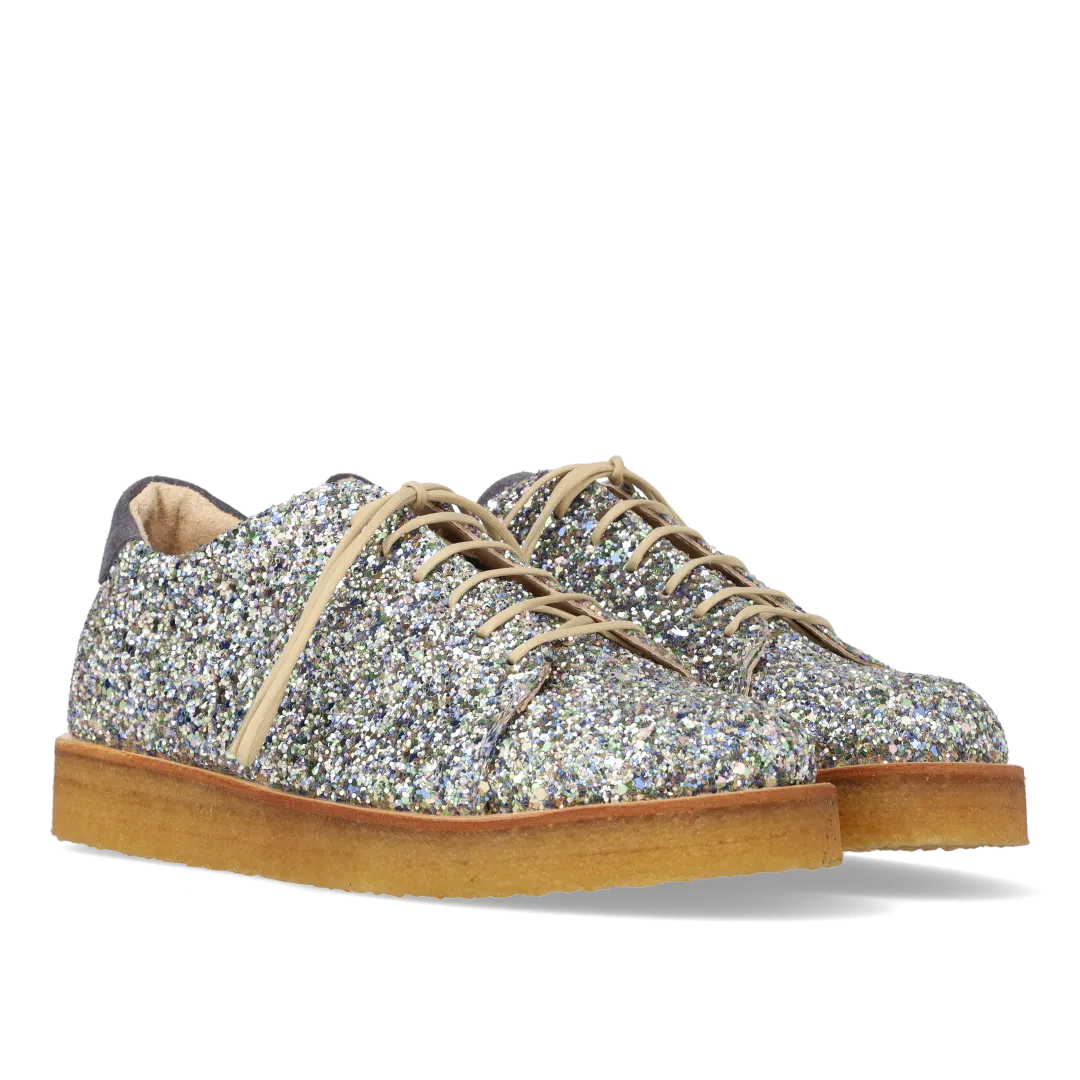 Sneaker mit Glitzer und Plateausohle