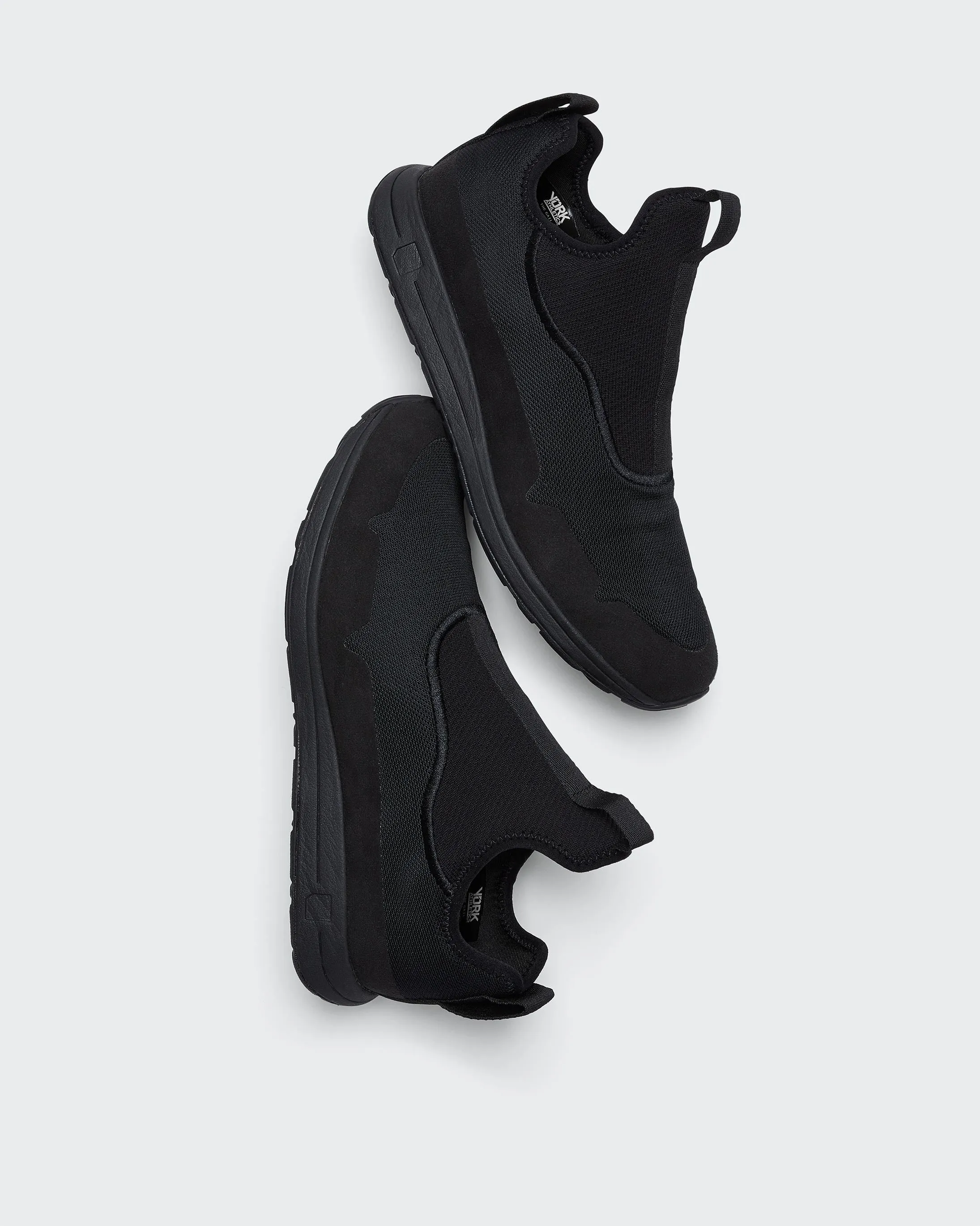 The Gail Recovery Trainer / Knit / Triple Black