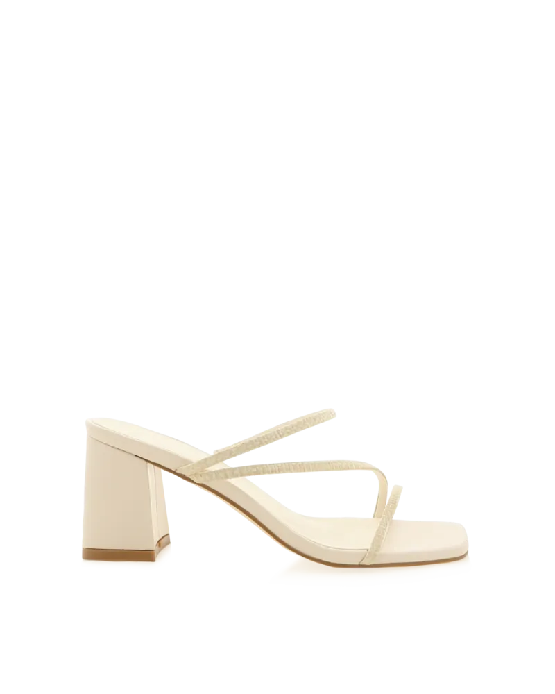 Yazmin Heel